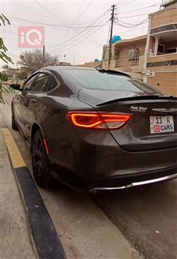 كرايسلر 200